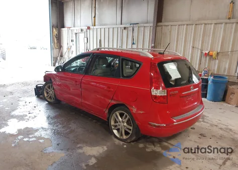 2011 Hyundai Elantra Touring Se z USA, uszkodzony, nr VIN KMHDC8AE9BU095988